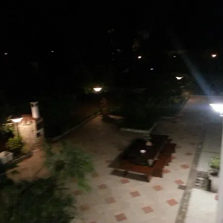 La Casetta Di Nives Bed & Breakfast *